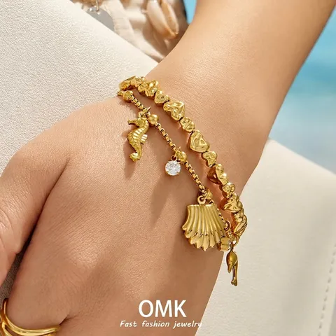 Seaside Vibe 18K Gold Plated Stainless Steel Heart Charm Bracelet Women Summer Marine Shell Dolphin Sea Horse Jewelry
