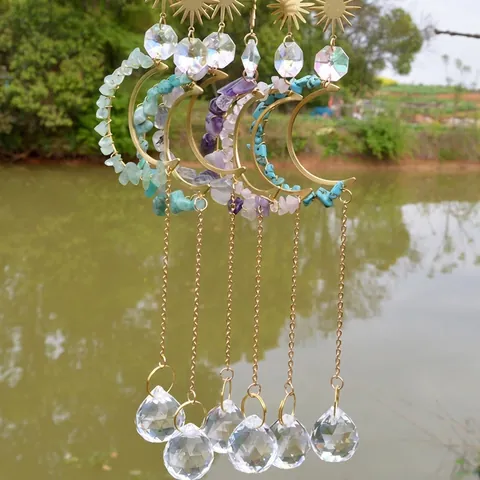 Attrape-Soleil Bohème en Métal Lune Carillon à Vent Pierres Naturelles Prisme de Boule de Cristal Décor Maison