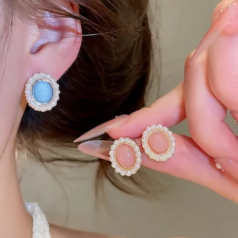 Oval Resin Artificial Pearl Stud Earrings Vintage Luxury Design Silver Post For Women Fashion Jewelry Non-Pierced Clips