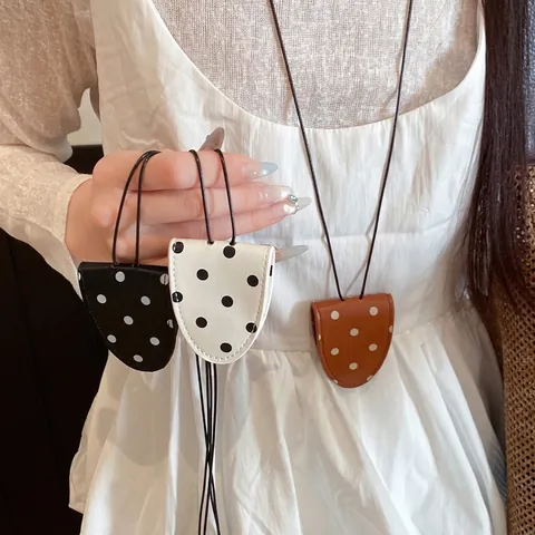 Mode Polka Dot Kunstleder Brillenhalter Halskette Handgefertigte Geometrische Pulloverkette Minimalistisches Nischendesign Schmuck Für Damen
