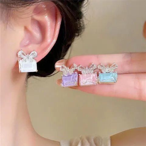 Fashion Zirconia Bow-knot Stud Earrings For Women Shiny Copper Inlaid Gemstone Earrings Niche Luxury Style Jewelry Silver Earring Post