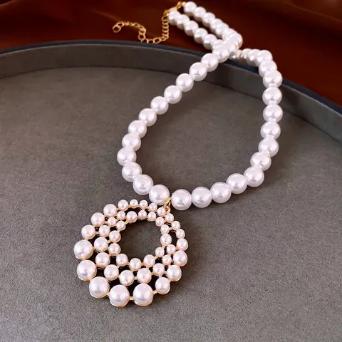 Französisch Vintage Rund Hohl Künstliche Perle Schmuck Für Damen Vergoldet Kupfer Strass Halskette Ohrringe Set Accessoire