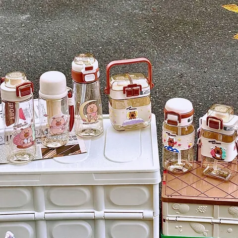 Süße Capybara Plastik Trinkflasche Für Studenten Mädchen Tragbarer Strohhalm Trinkbecher Kawaii Cartoon Flasche Für Schule Reisen Büro Alltag