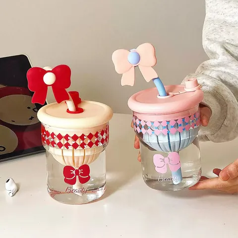 Süßer Glaswasserbecher Mit Schleife Hitzebeständige Borosilikatglasflasche Mit Strohhalm INS Stil Blumenmuster Trinkbecher Für Damen