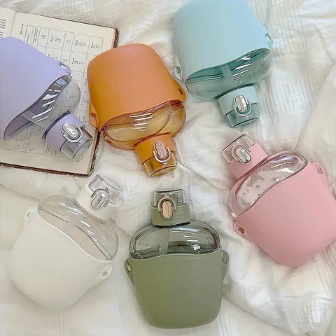 Nordic Style Portable Plastic Water Bottle With Straw Flip Cap Heat Insulation Sleeve Adjustable Strap Large Capacity Leakproof Sports Kettle