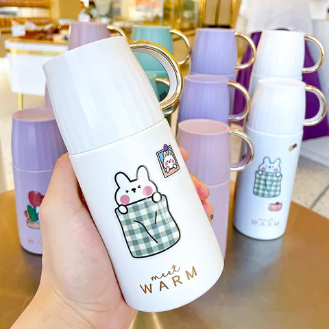 Botella de Vacío de Acero Inoxidable de 500ML Con Pegatinas 3D y Correa Taza de Agua Portátil Antigoteo Estilo Lindo