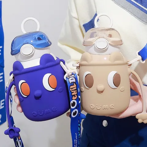 Cute Cartoon Kids Vacuum Insulated Bottle With Silicone Sleeve And Strap 316 Stainless Steel Water Flask For School Outdoor