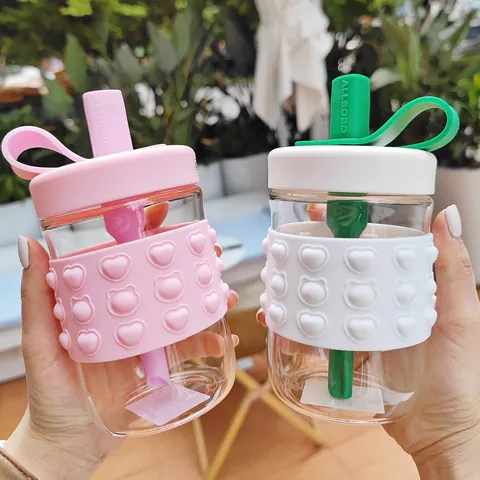 Modern Transparent Glass Straw Cup With Heart Relief Silicone Sleeve Heat Resistant Portable Drinking Bottle For Women Office