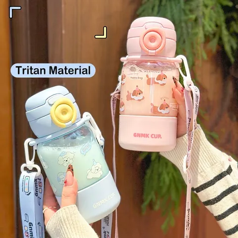 Bouteille d'Eau pour Enfants en Tritan Avec Paille Grande Capacité Portable Extérieur Bandoulière École Tasse à Bec Enfants