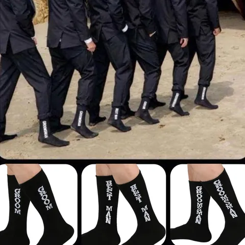 Herren Schwarz Hochzeit Socken Baumwolle Buchstabendruck Groomsman Best Man Groom Socken Wadenhoch Lässige Kleidersocken Für Hochzeitsparty