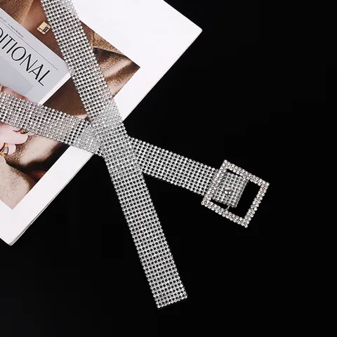 Women Luxurious Rhinestone Belt Full Sparkling Diamond Belt Metal Alloy Heart Square Buckle Fashion Y2K Waist Chain For Jeans Dress Party Jewelry Accessory
