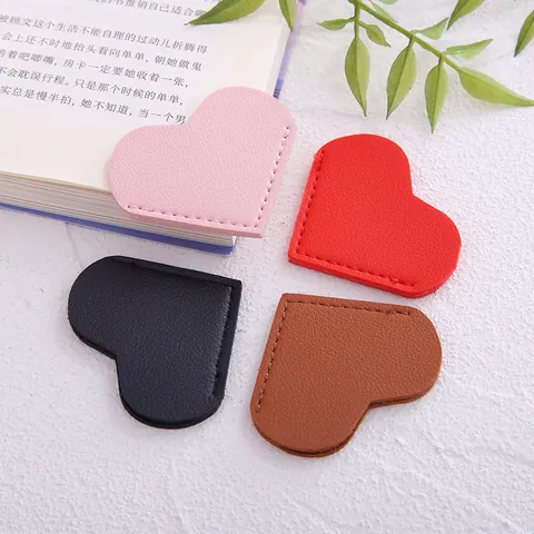 Creative Heart Shaped PU Leather Bookmark Book Corner Protector Portable Page Marker For Students Reading Office Supplies