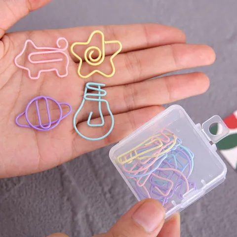 Creative Macaron Color Cartoon Planet Star Lightbulb Pig Shaped Paper Clips Metal Wire Bookmarks With Storage Box Office Stationery