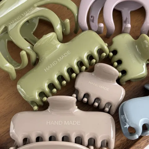 Eenvoudige Melk Koffie Serie Haarklem Mat Glanzend Plastic Haai Clip Grote Kleine Maat Voor Vrouwen Dik Haar Accessoires Hand Gemaakt