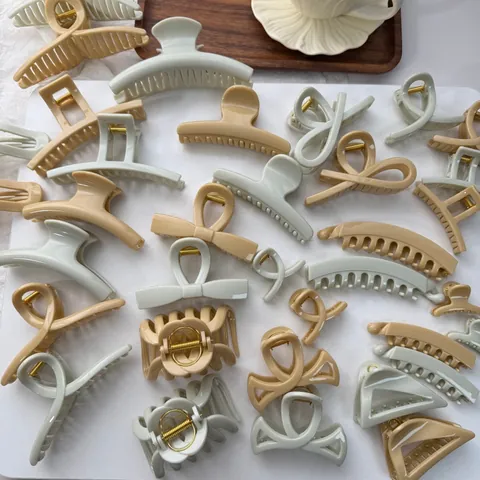 Pinza para el Cabello Grande de Policarbonato Minimalista para Mujer Pinza de Tiburón de Alta Calidad Horquillas de Resorte de Mariposa Estilo de Verano Verde Mate Beige