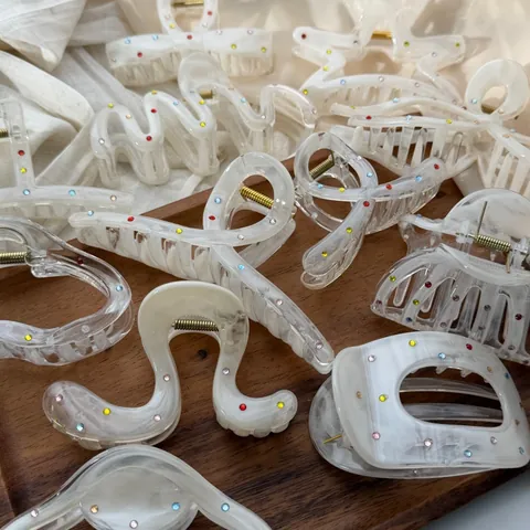 Acrylic Colorful Rhinestone Hair Claw Clips For Women Creamy White Marble Texture Star Bow Knot Shape Large Shark Clip Hair Accessories
