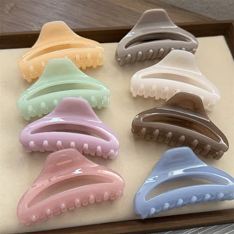Minimalist Geometric Hollow Triangle Shark Hair Claw Clip Plastic PC Matte Glossy Nonslip Hair Grip For Women Girls Daily Hair Styling Accessories