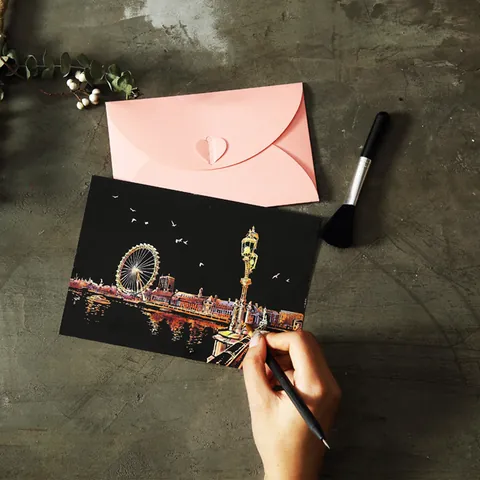 Σετ Καρτ Ποστάλ Scratch Art DIY Νυχτερινό Τοπίο Πόλης Ζωγραφική με Ζώα και Λουλούδια Με Ξύλινο Εργαλείο Ξυσίματος Δώρο Αντιστρες