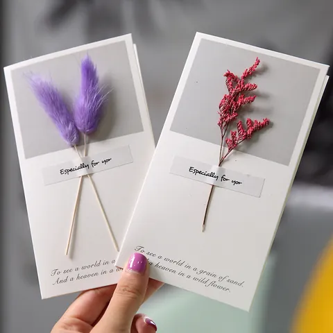 Handmade Dried Flower Greeting Card With Natural Lagurus Ovatus Gypsophila For Valentine's Day Anniversary Wedding Gift Message Card