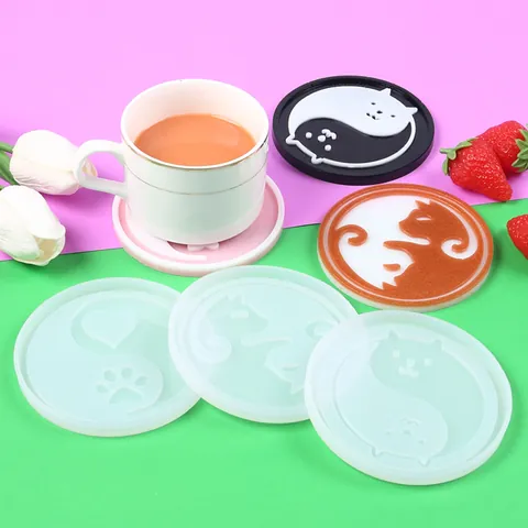 DIY Cartoon Cat Coaster Silicone Mold Resin Casting Craft Yin Yang Heart Cat Claw Shape Mirror Surface Resin Mold For Handmade Coaster Table Decor