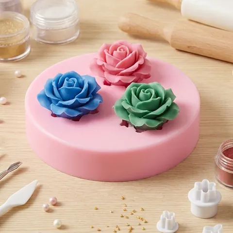 Stampo per Dolci in Silicone a 3 Cavità con Rose Fiori Strumento di Cottura Fai-da-te per Sapone Cioccolato Argilla Decorazione