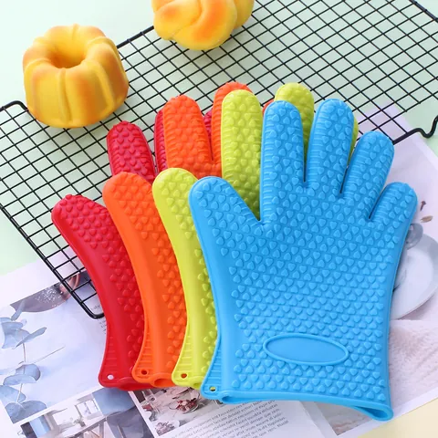Gants de Four en Silicone Résistants à la Chaleur à Cinq Doigts pour la Cuisson au Micro-ondes Antidérapants en Forme de Cœur