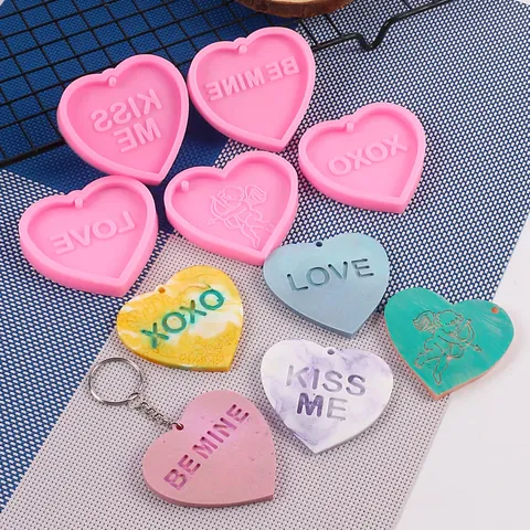 Stampo in Silicone a Cuore per San Valentino per Pendente in Resina Portachiavi Fai da Te Strumento Artigianale in Rilievo Lettera D'Amore Cupido