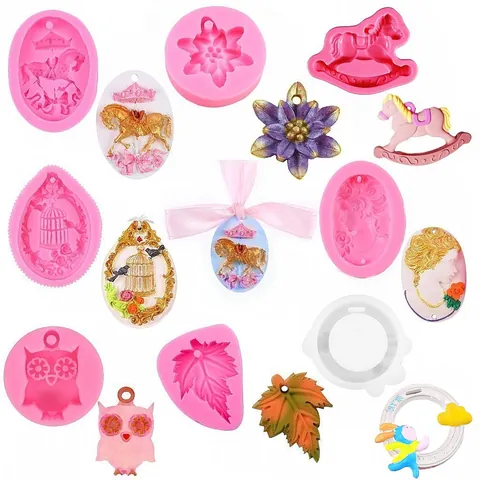 Vintage Silicone DIY Cake Mold For Aromatherapy Plaster Carousel Maple Leaf Fondant Baking Mold Car Pendant Decoration