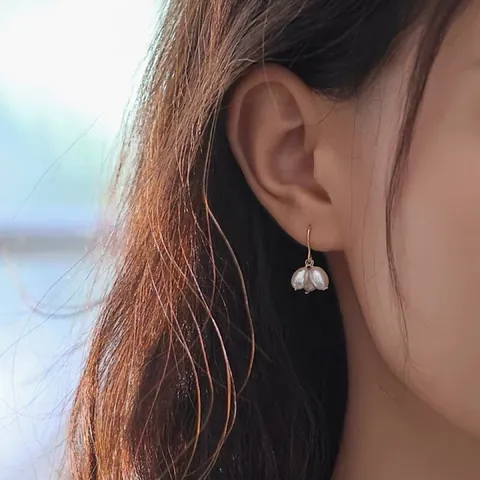 Pendientes de Perla de Agua Dulce Pendientes de Racimo de Uvas en Oro de 14K para Mujer Joyería Simple Elegante Regalo Diario