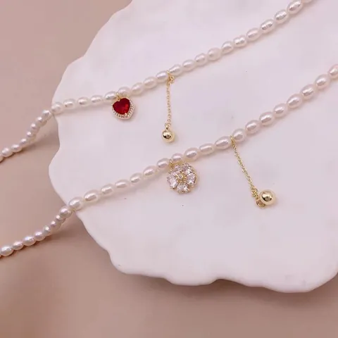 Collier en Perles d'Eau Douce Mode Coréenne Haut de Gamme Zirconia Strass Chaîne de Clavicule Élégant Bijoux Gland Cadeau Femme