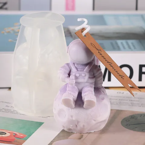 DIY Καλούπι Σιλικόνης Αστροναύτης στο Φεγγάρι για Κατασκευή Κεριών Δημιουργικό Θέμα Διαστήματος Καλούπι για Γύψο και Σαπούνι