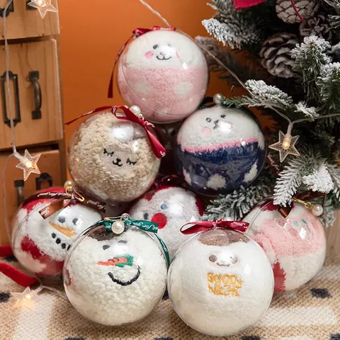Chaussettes Chaudes en Polaire Corail de Noël Coffret Cadeau Brodées Père Noël Renne Flocon de Neige Chaussettes Pelucheuses Hommes Femmes Cadeau