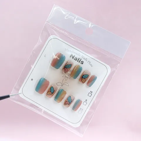Short Round Press On Nails Cat Eye Gradient Butterfly Design Sweet Fake Nails For Women Daily Party Manicure Tips