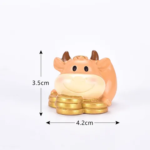 Cartoon Golden Ox Resin Figurine Cute Animal Cake Topper Statue For Desktop Office Home Decor Lucky Zodiac Gift