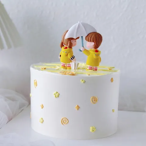 Statuine di Coppia per Torte Impermeabile Giallo Ombrello Ragazzo Ragazza Miniature per Compleanno San Valentino Festa Decorazioni