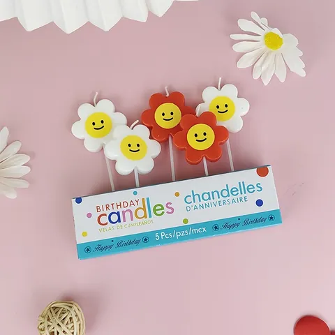 Cartoon Smile Face Daisy Flower Birthday Candles Sunflower Cake Toppers Decoration For Kids Birthday Party Paraffin Wax Candle
