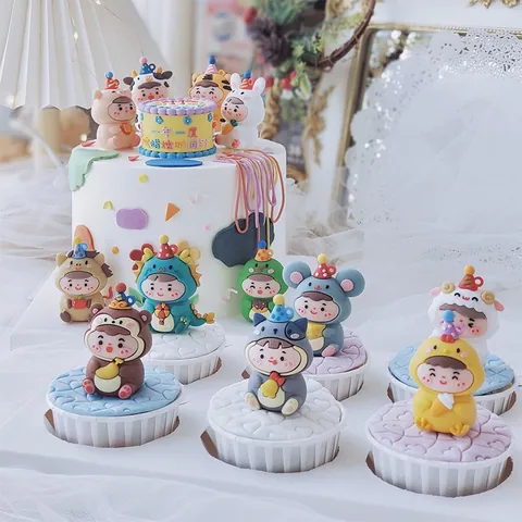 12 Pezzi Decorazioni per Torte Zodiaco in PVC Morbida Gomma Carine Figurine di Animali per Feste di Compleanno Bambini