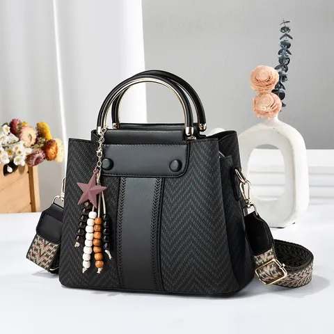 Bolso de Mano de Mujer de Cuero PU en Color de Contraste Urbano Simple Bolso Bandolera con Asa Redonda de Metal y Colgante de Estrella