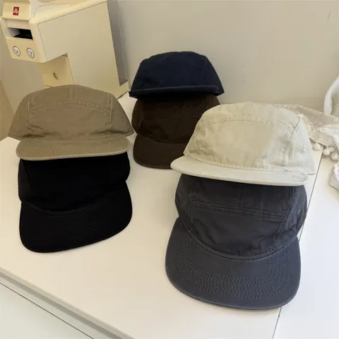 Casquette de Baseball Vintage Américaine à Visière Courte pour Hommes Femmes 5-Panel Couleur Unie Ajustable Polyester Protection Solaire Retro Sport