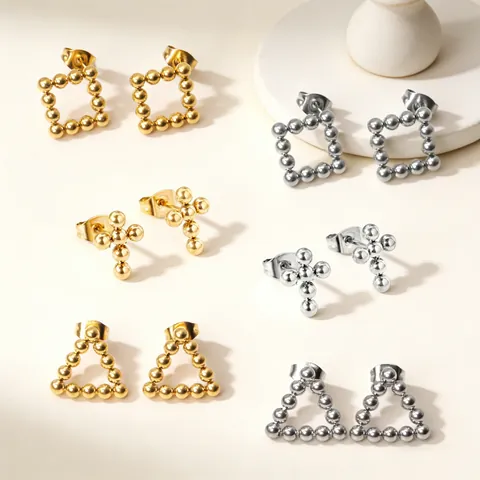 Boucles d'Oreilles Clous Géométriques Ajourées en Acier Inoxydable pour Femme Minimaliste Croix Triangle Carré Plaquées Or Argent