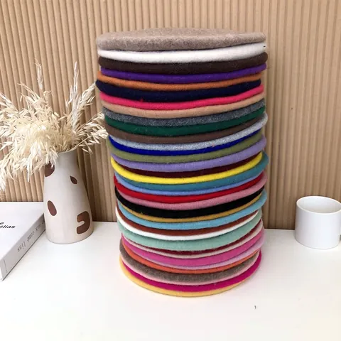 Retro Women Wool Blend Beret Hat French Style Artist Painter Cap Solid Color Warm Winter Flat Cap Female Fashion Accessory