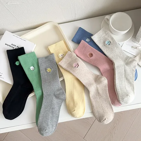 Calze da Donna in Misto Cotone con Faccina Sorridente Ricamata in Maglia a Coste Traspiranti a Metà Polpaccio per Autunno Inverno
