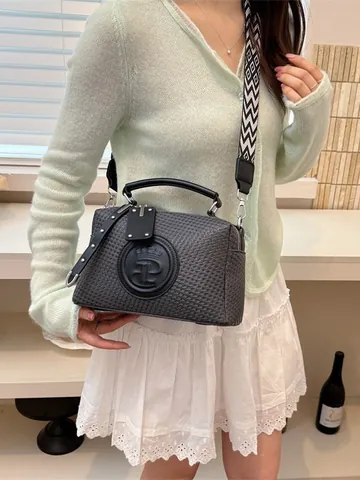Damen Gewebte Textur Umhängetasche Luxus PU Leder Handtasche Mit Breitem Geometrischem Gurt Mode Sommer Schultertasche