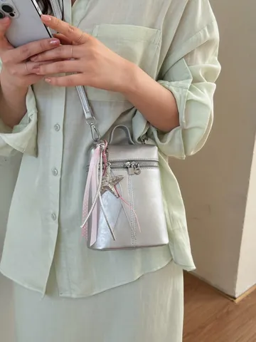 Pochette de Téléphone Style Coréen Minimaliste Femme Cuir PU Petit Sac Bandoulière Avec Pendentif Étoile Ruban Zip