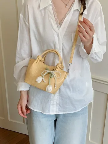 Vintage Women PU Leather Bucket Bag With Pearl Bow Tulip Pendant Pleated Texture Handbag Crossbody Bag For Daily Travel