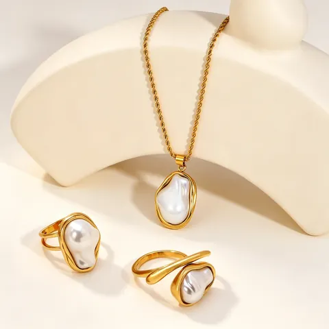 Edelstahl Künstliche Perle Anhänger Halskette Und Ring Unregelmäßigen Barockstil Gold Galvanisierte Zopfkette Halskette Für Damen Leichten Luxus Schmuck