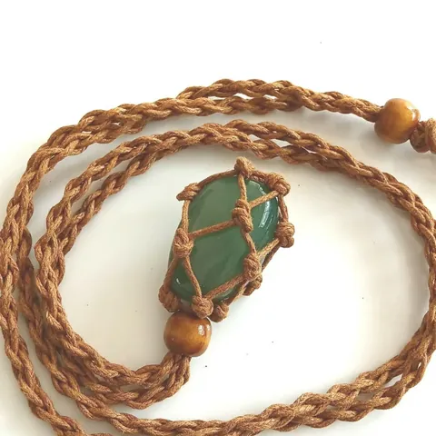 Adjustable Hand Woven Mesh Bag Necklace Natural Polished Crystal Stone Pendant Gemstone Jewelry For Women Men Daily Gift