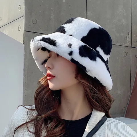 Vintage Cow Pattern Plush Bucket Hat For Women Winter Thick Warm Faux Fur Fisherman Hat Japanese Style Outdoor Basin Hat