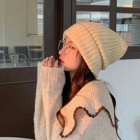 Oversized Chunky Knit Beanie For Women Warm Winter Acrylic Slouchy Ribbed Hat Large Head Solid Color Cold Weather Accessory