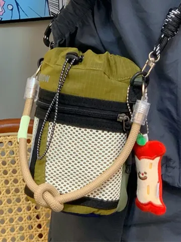 Fashion Women Mesh Patchwork Bucket Bag Niche Design Polyester Drawstring Crossbody Bag With Rope Strap And Plush Apple Pendant